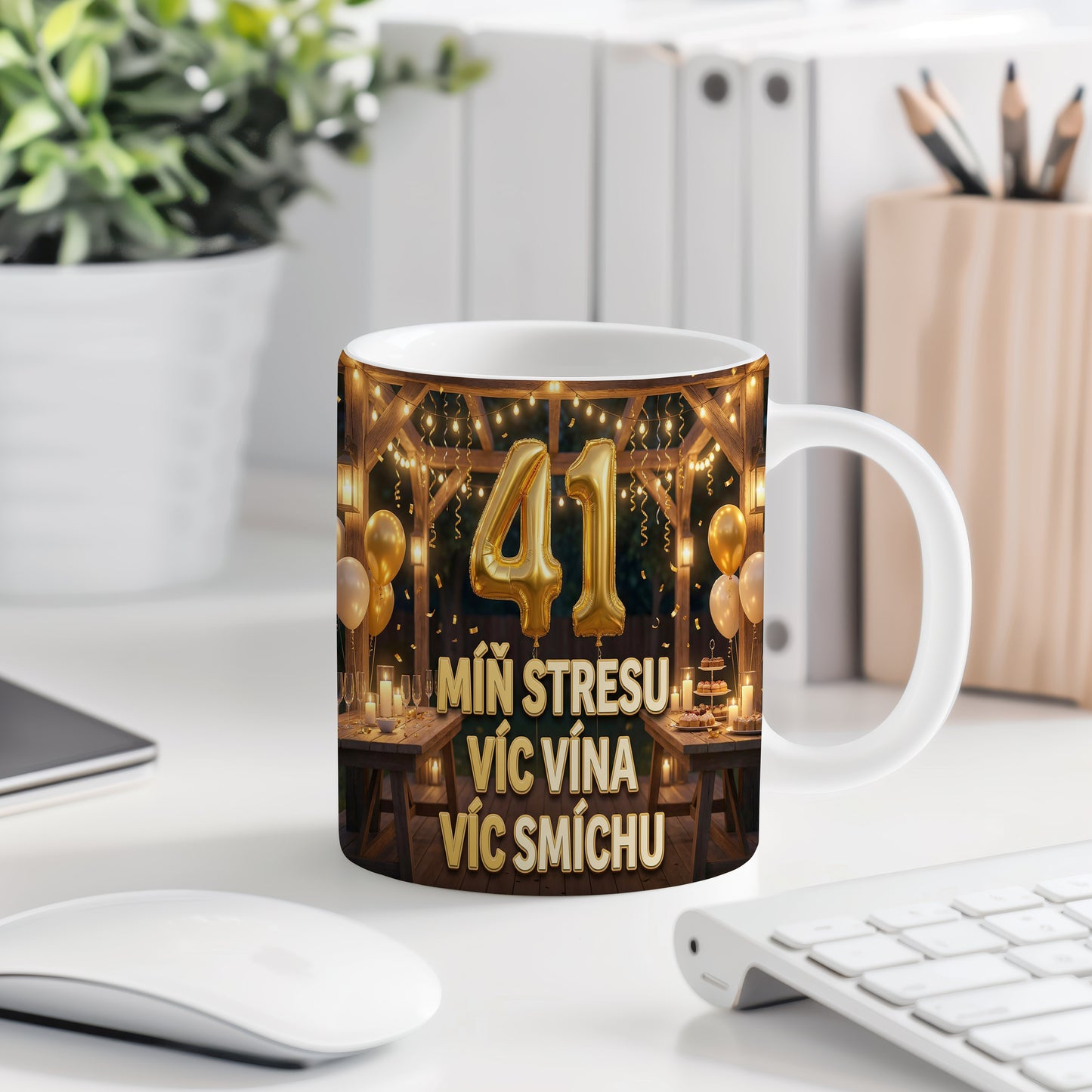 Narozeninový hrnek 41 let – MÍŇ STRESU VÍC VÍNA VÍC SMÍCHU