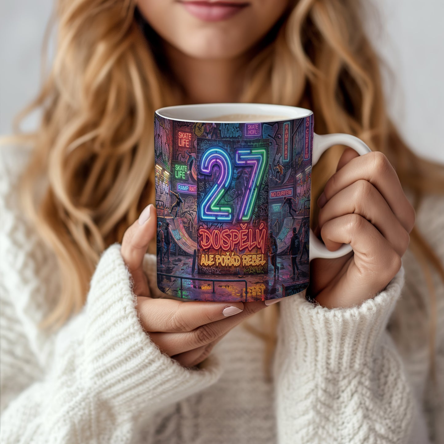 Narozeninový hrnek 27 let – DOSPĚLÝ ALE POŘÁD REBEL
