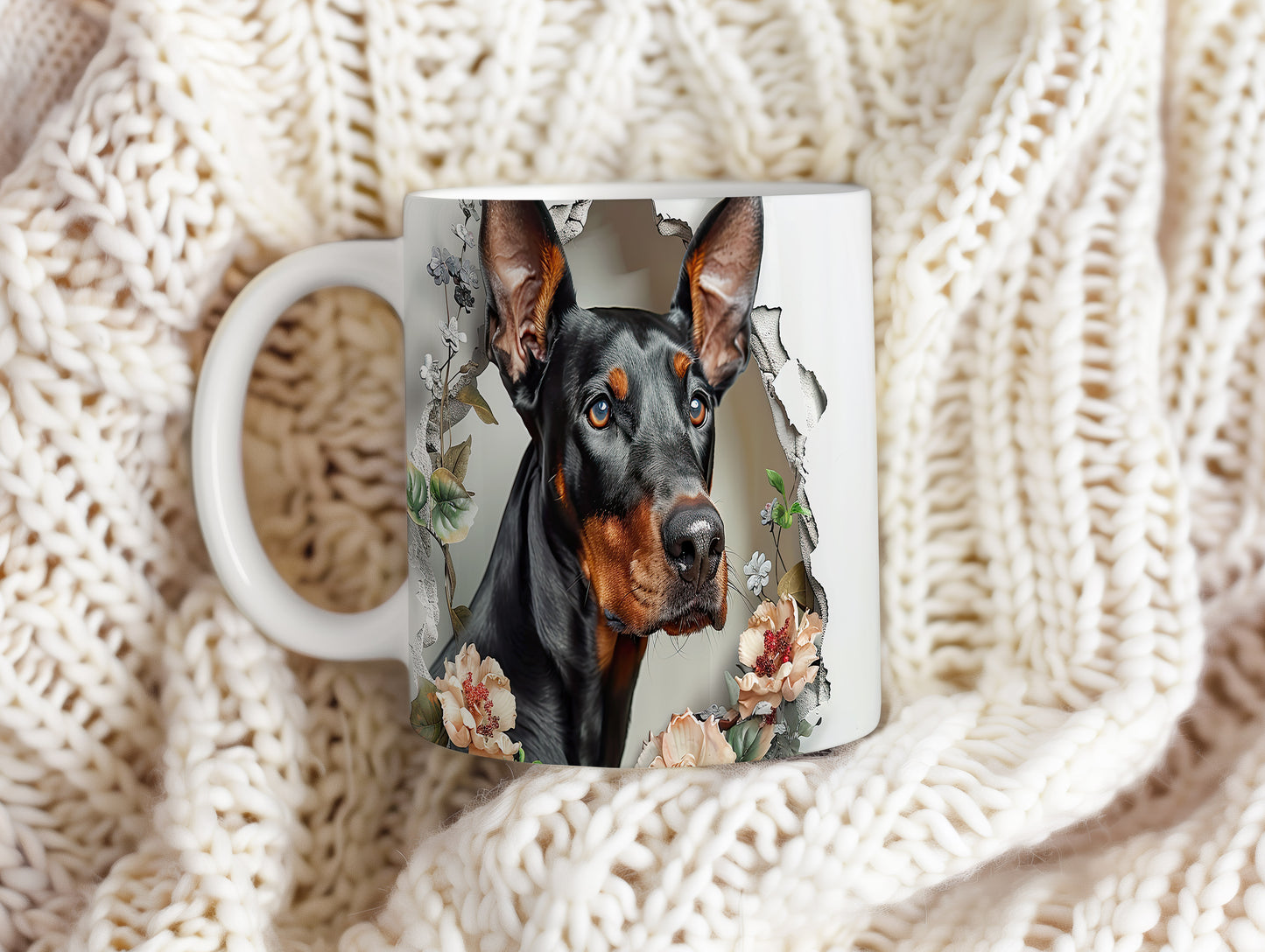 Hrnek s realistickým obrazem dobermana