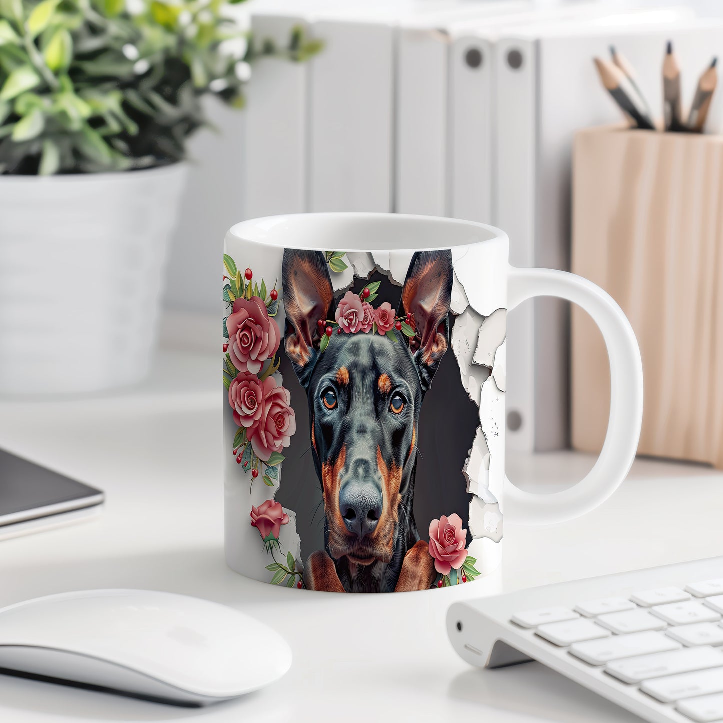 Hrnek s dobermanem a květinovým věncem