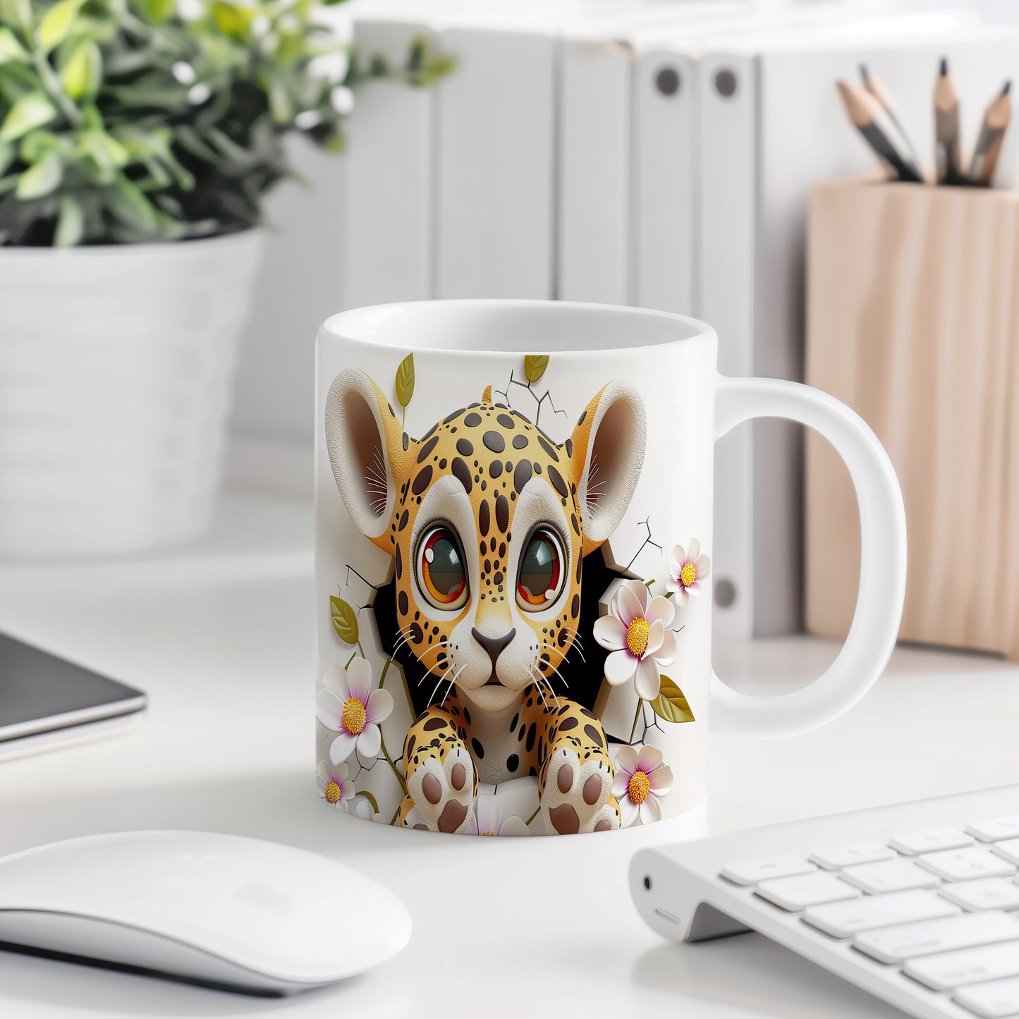 Hrnek s roztomilým leopardím mládětem – černobílým motivem