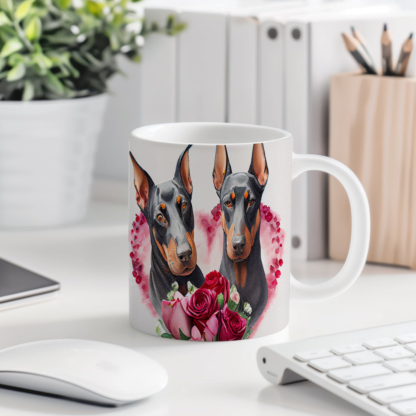 Hrnek s dobermany a květinami