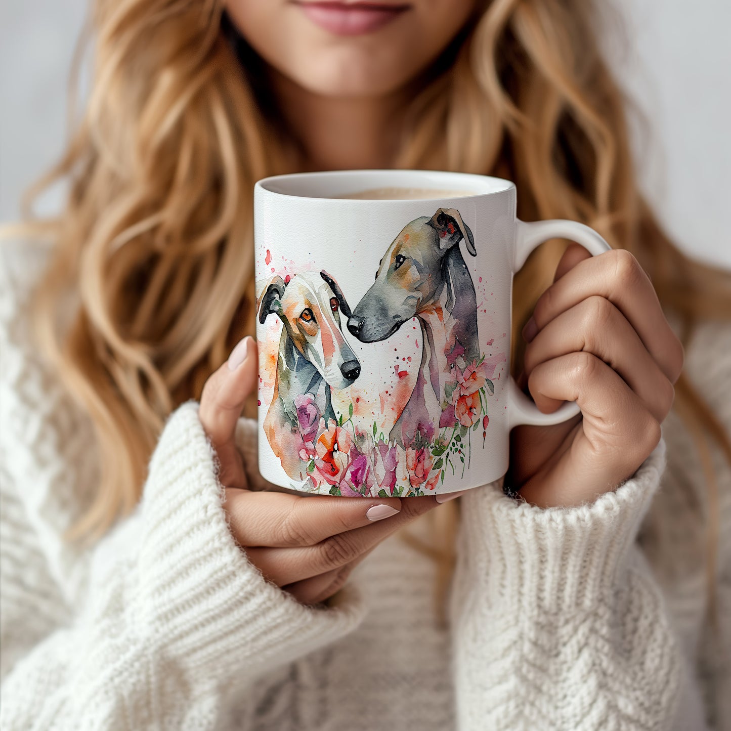 Hrnek s akvarelovými greyhoundy v květinovém designu