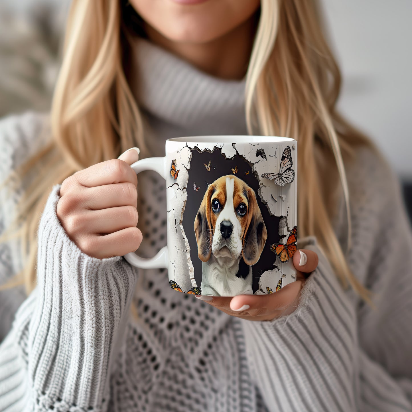Hrnek s beagle psem a motýly