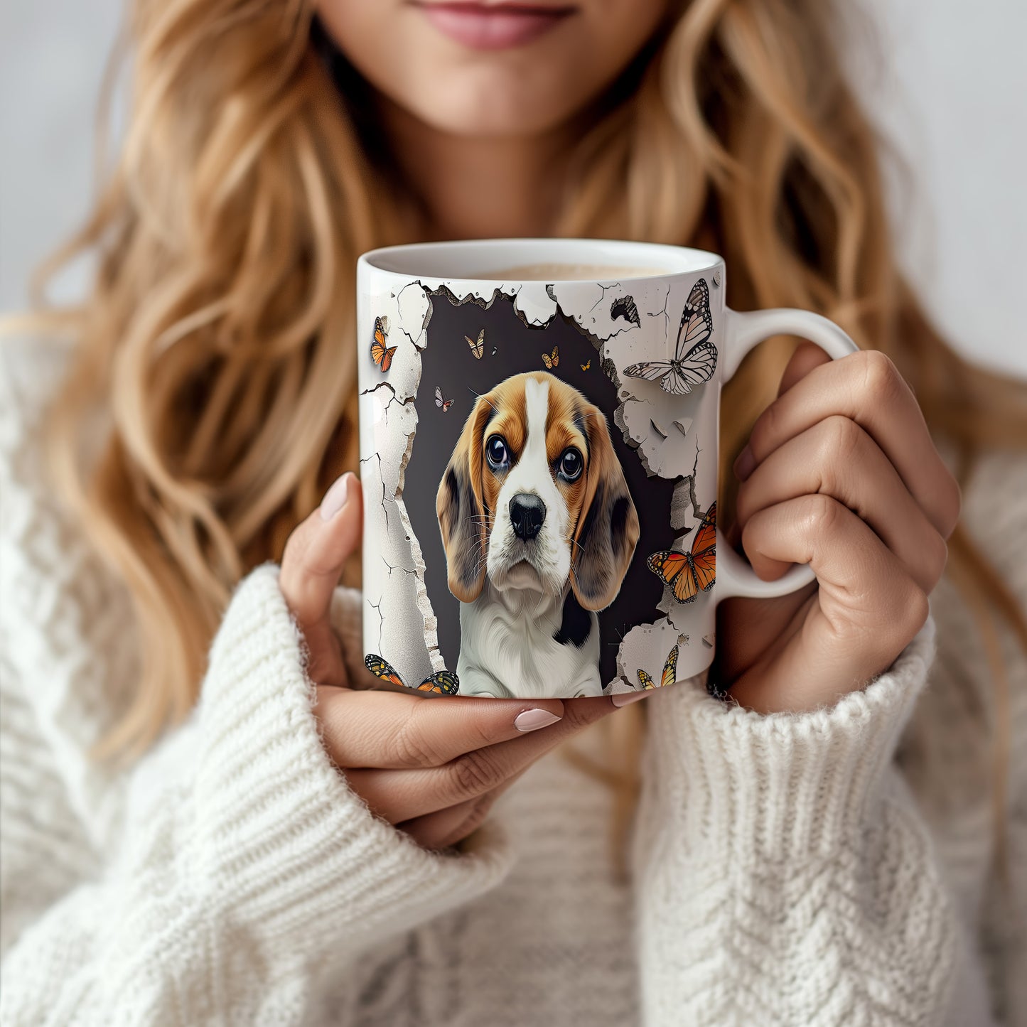 Hrnek s beagle psem a motýly