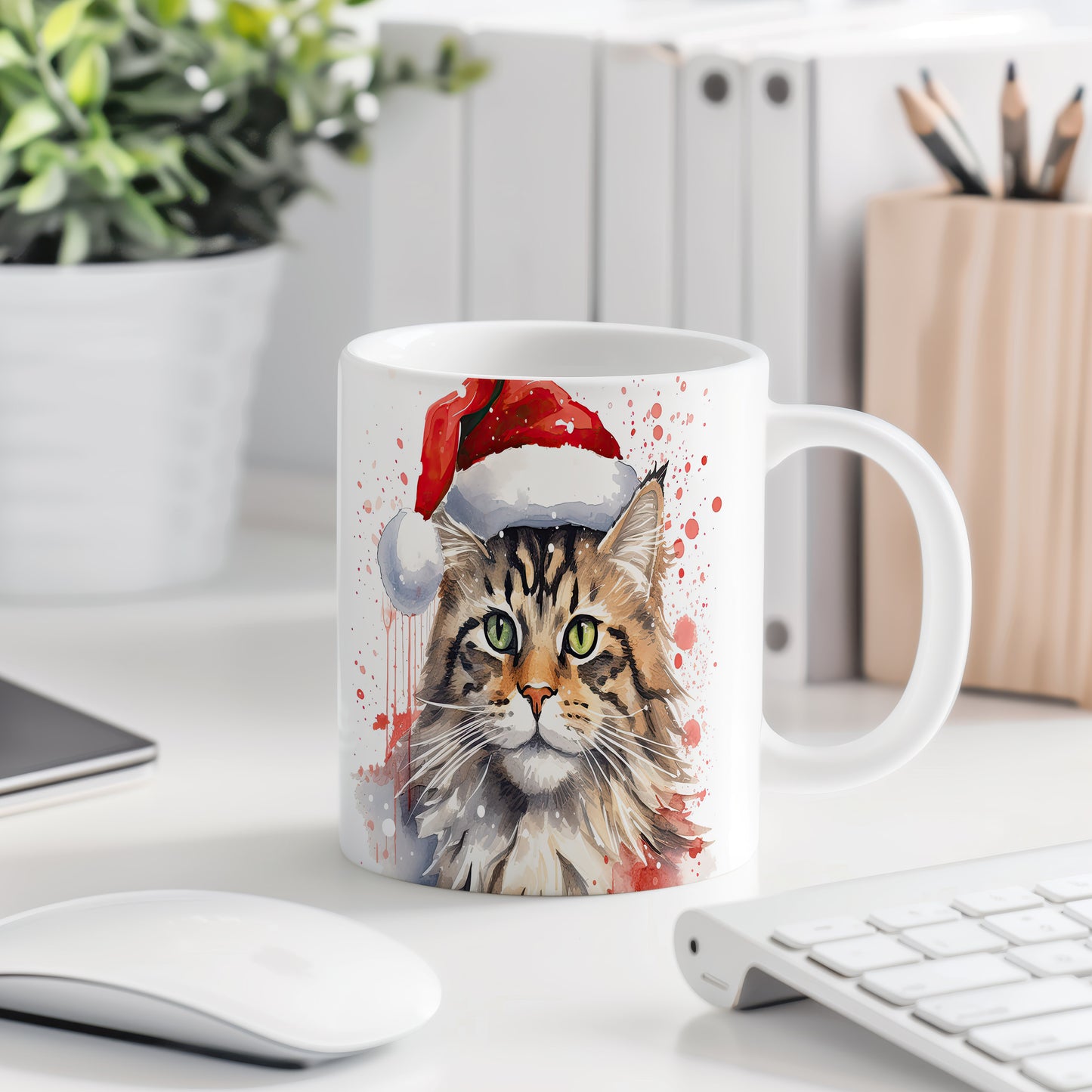 Hrnek s kočkou v Santa klobouku – malířským vzhledem