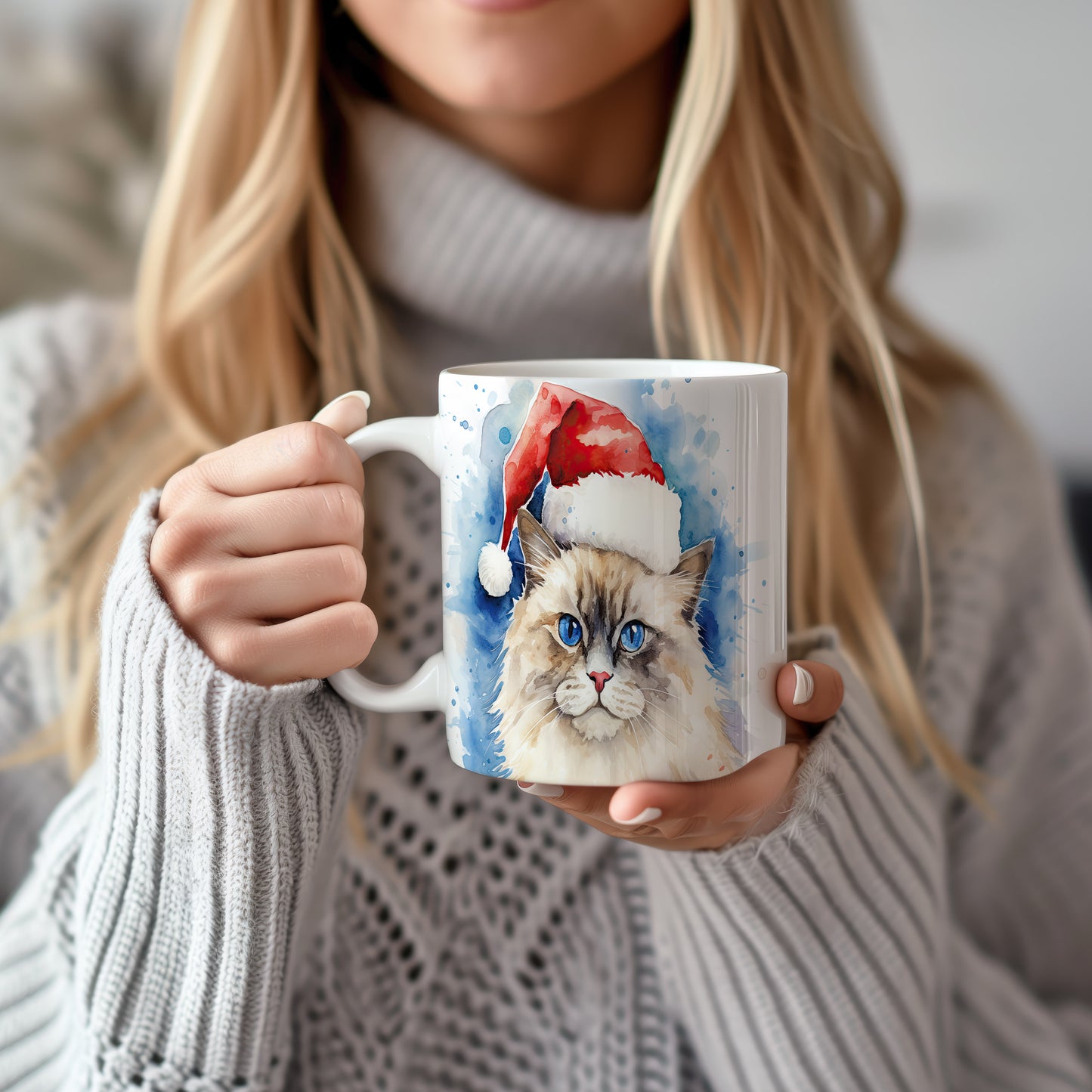 Hrnek s kočkou v santa klobouku – roztomilým motivem
