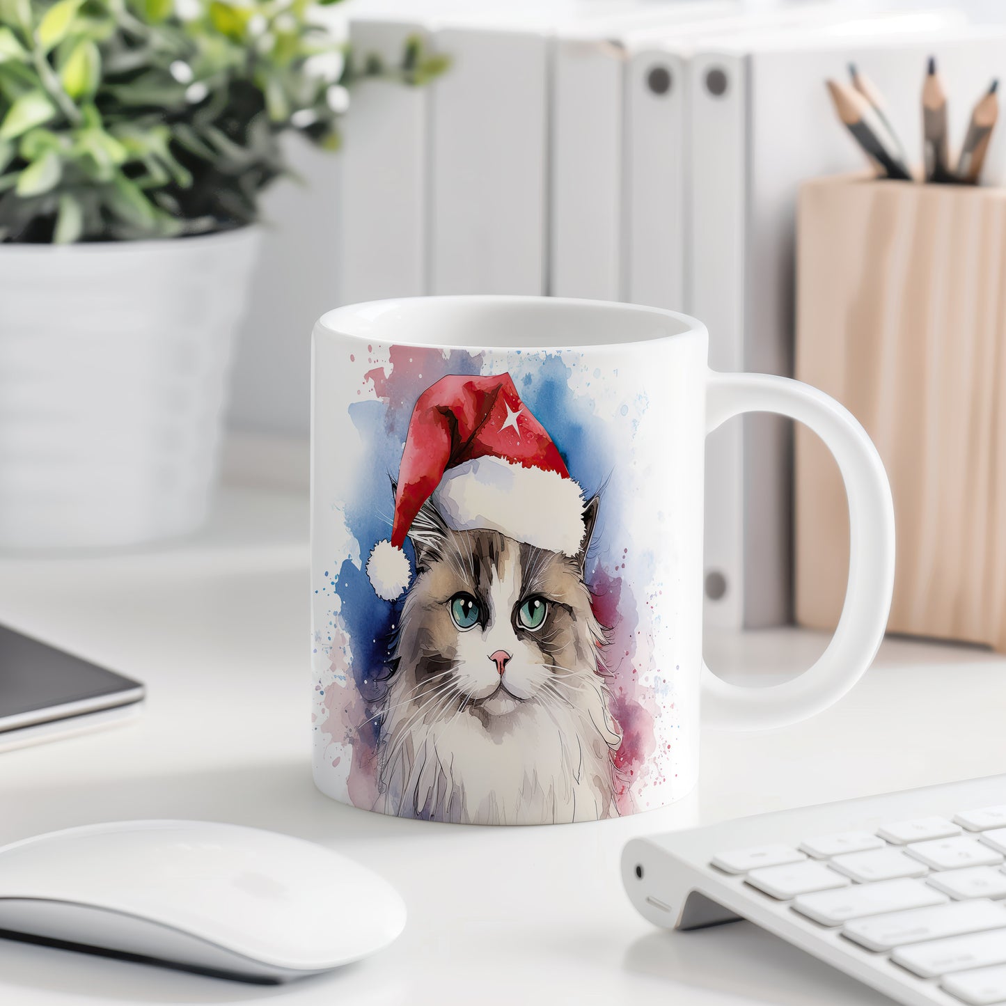 Hrnek s kočkou v Santa klobouku – modrými detaily