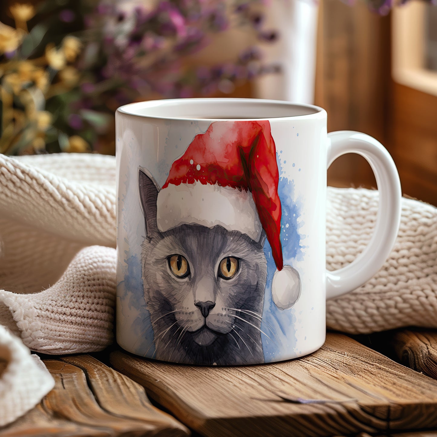 Hrnek s kočkou v čepici Santa Claus – roztomilým motivem
