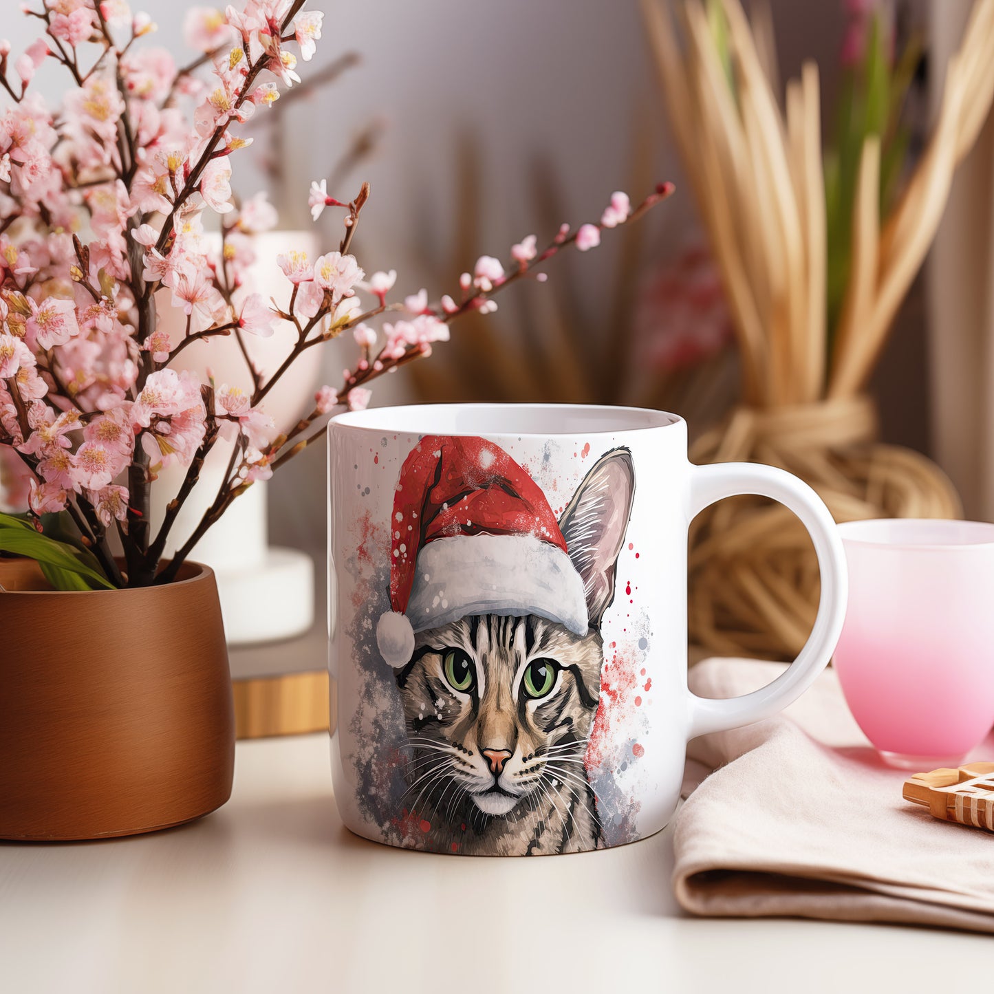 Hrnek s kočkou v Santa klobouku – originálním motivem