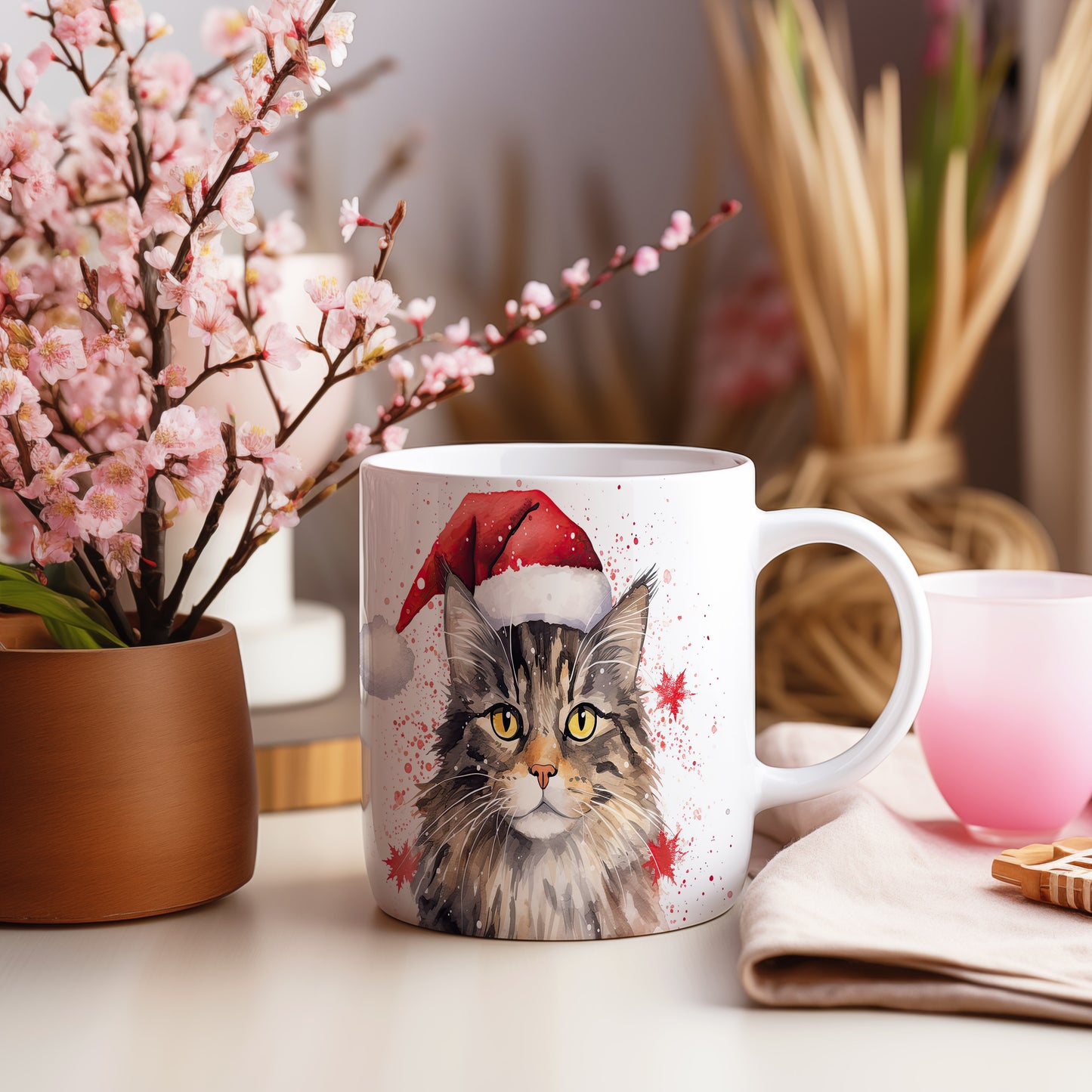Hrnek s kočkou v čepici Santa – bílým provedením