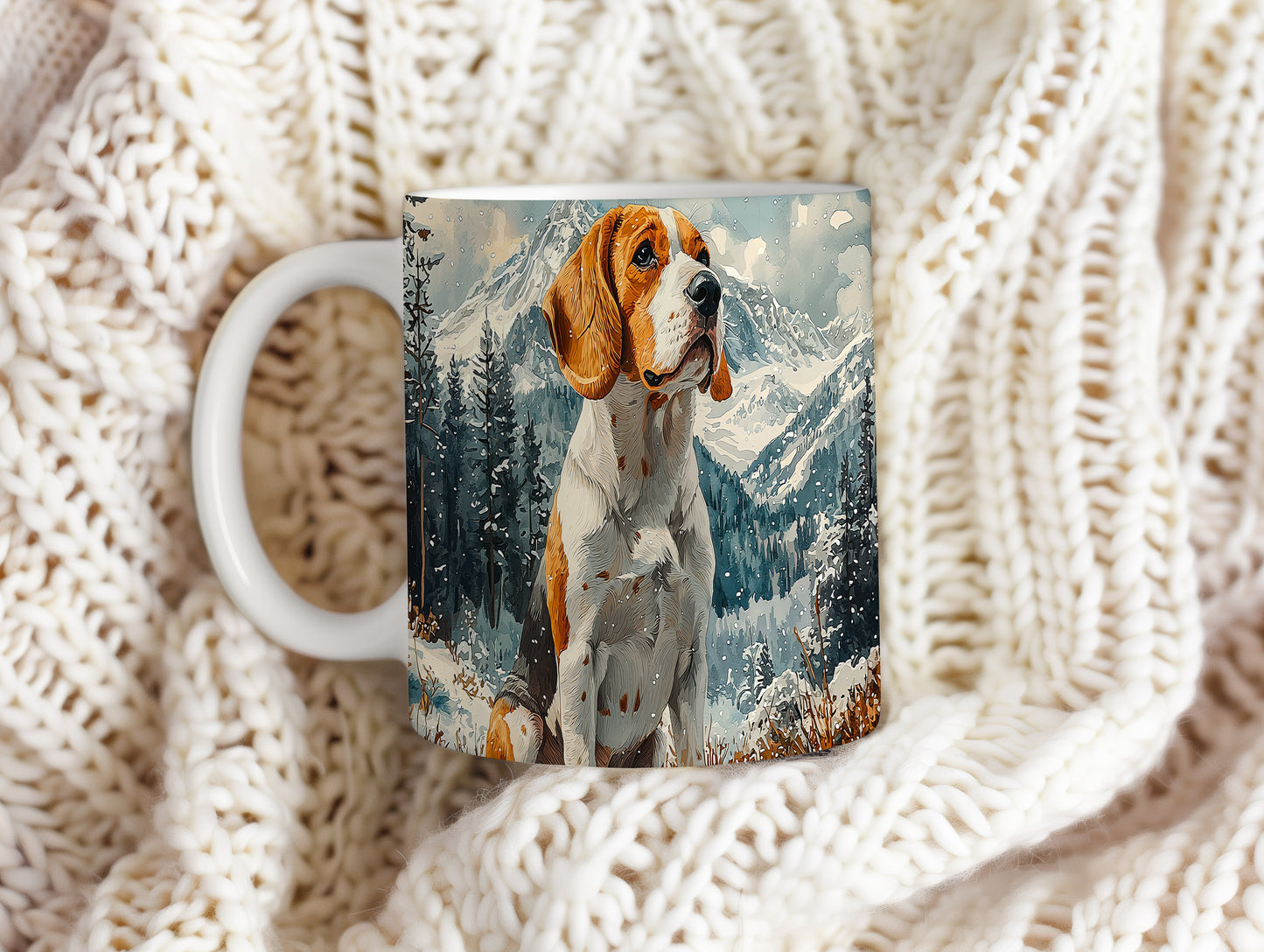 Hrnek s beagle psem v horské krajině