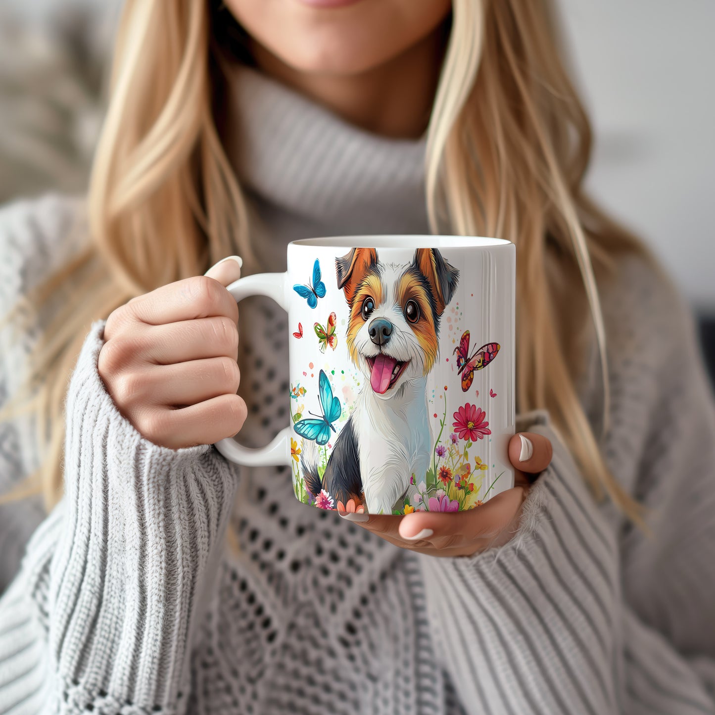 Hrnek s veselým Jack Russell teriérem a květinami v modrých tónech
