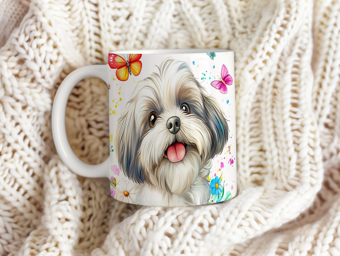 Hrnek s roztomilým shih tzu a květinami v veselých tónech
