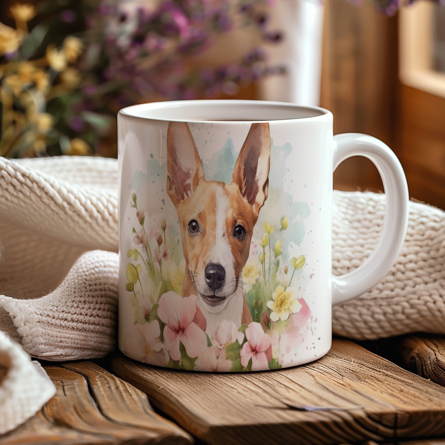 Hrnek s obrázkem basenji v květinovém motivu